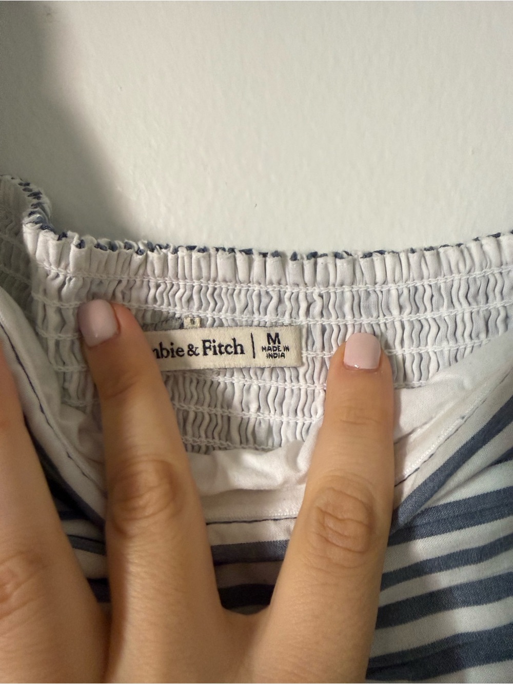 Abercrombie & Fitch White and Navy Striped Off-Shoulder Top - Picture 2 of 2